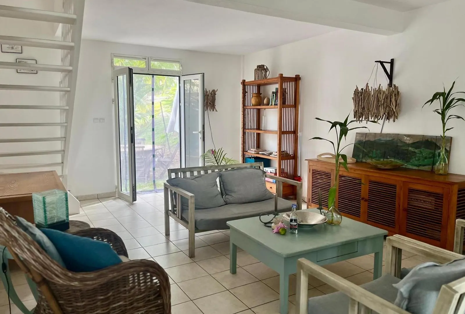 בית נופש סנט-רוז Charmante Villa Avec Acces Direct A La Mer